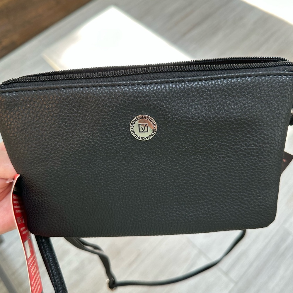 Stone Mountain Plug-In Pebble Leather Convertible Crossbody Purse Bag New w Tags